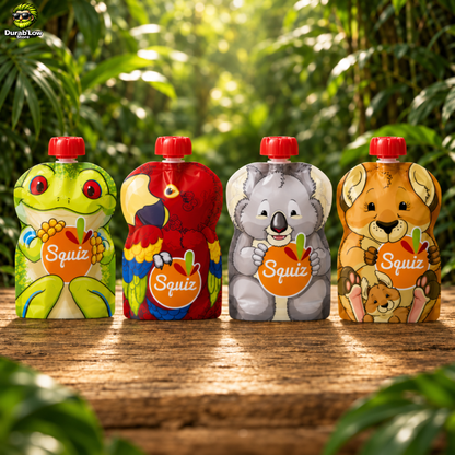 Lot de 4 gourdes à compote aux motifs animalier dans un décor de verdure.